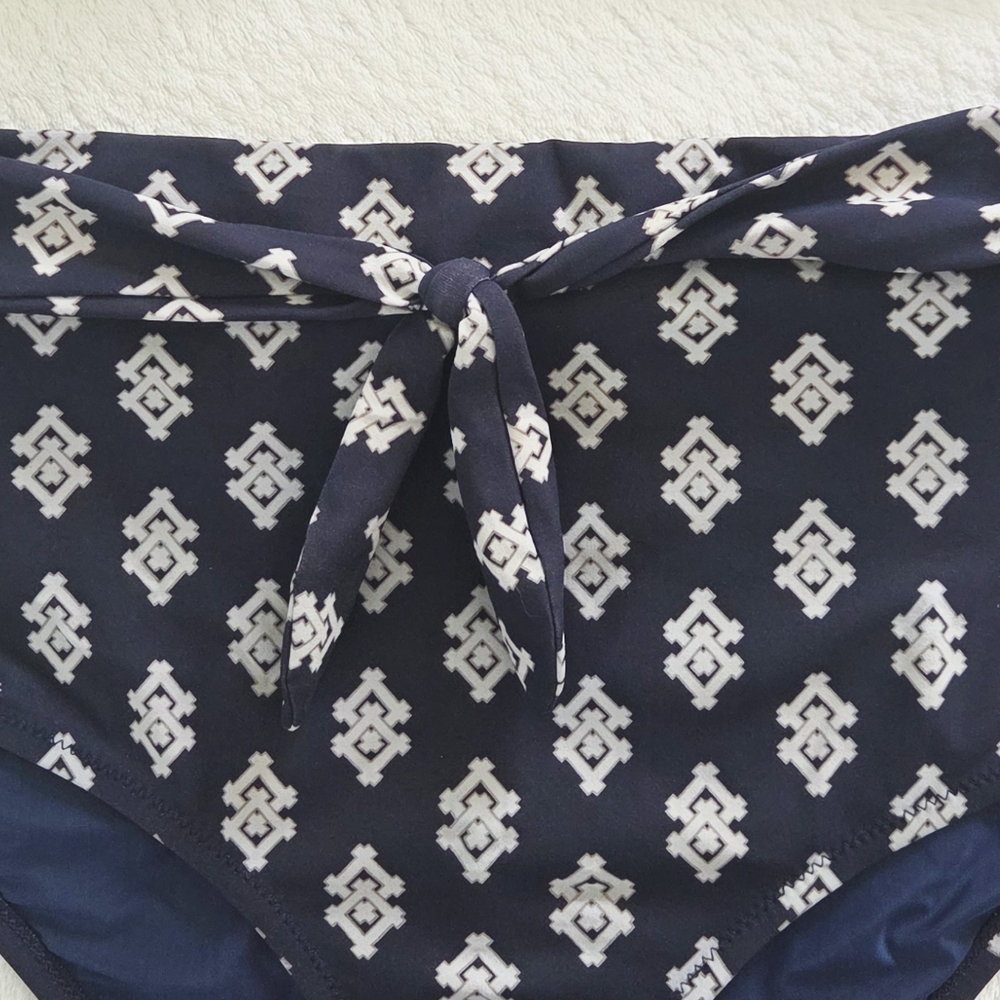 Tory Burch ✨️ Navy Double Diamond Two Piece Women's Swimsuit Size M - Picture 11 of 14